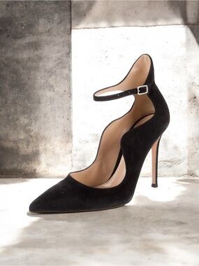 🆕 Gianvito Rossi Pumps Black Suede Stiletto Heel
